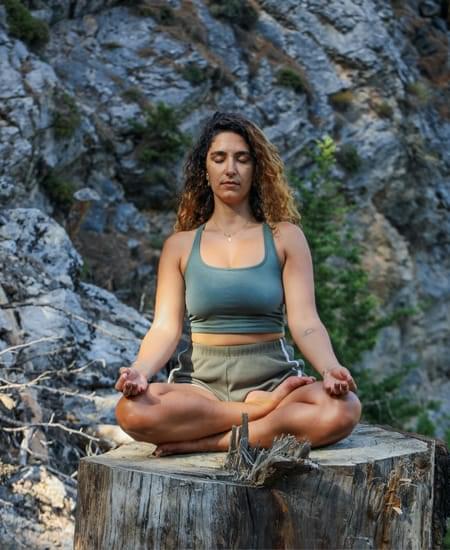 Meditation Mindfulness Retreat / 14 Days